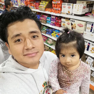 Meet your Posher, Alexis